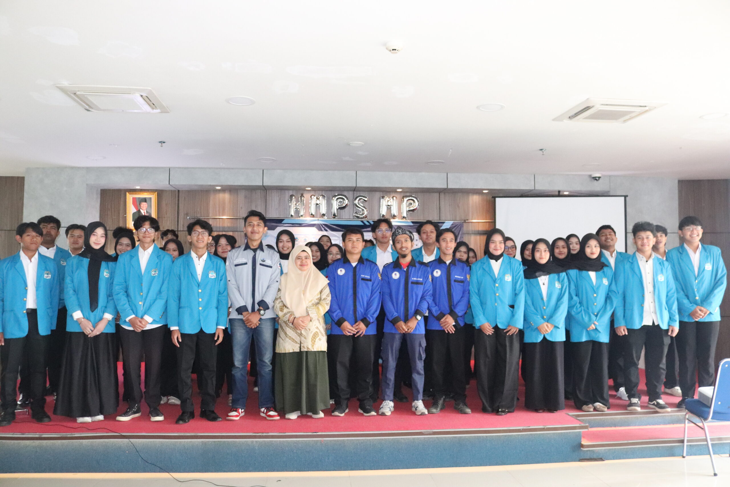 IMG_8851 Foto Pelantikan Pengurus HMPS Manajemen Pendidikan Periode 2026-2027